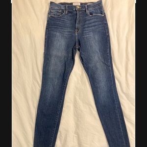 FRAME
Ali High Rise Skinny Cigarette Jeans